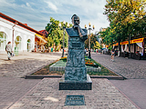 Памятник Захарию Чепиге