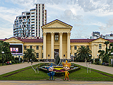 Площадь Искусств