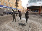 Трус, Балбес и Бывалый, Скульптурная композиция